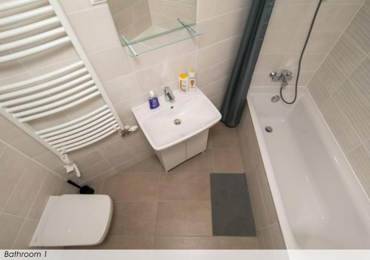 B101 - Liberty Bridge Lovely Home With Free Parking 부다페스트 외부 사진